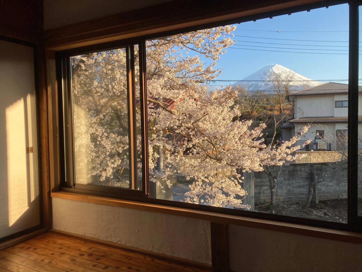 Fuji Sakura House Holiday home Fujikawaguchiko